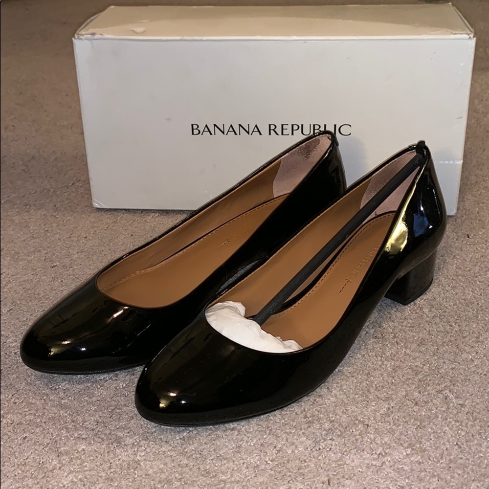 Shiny black Banana Republic shoes